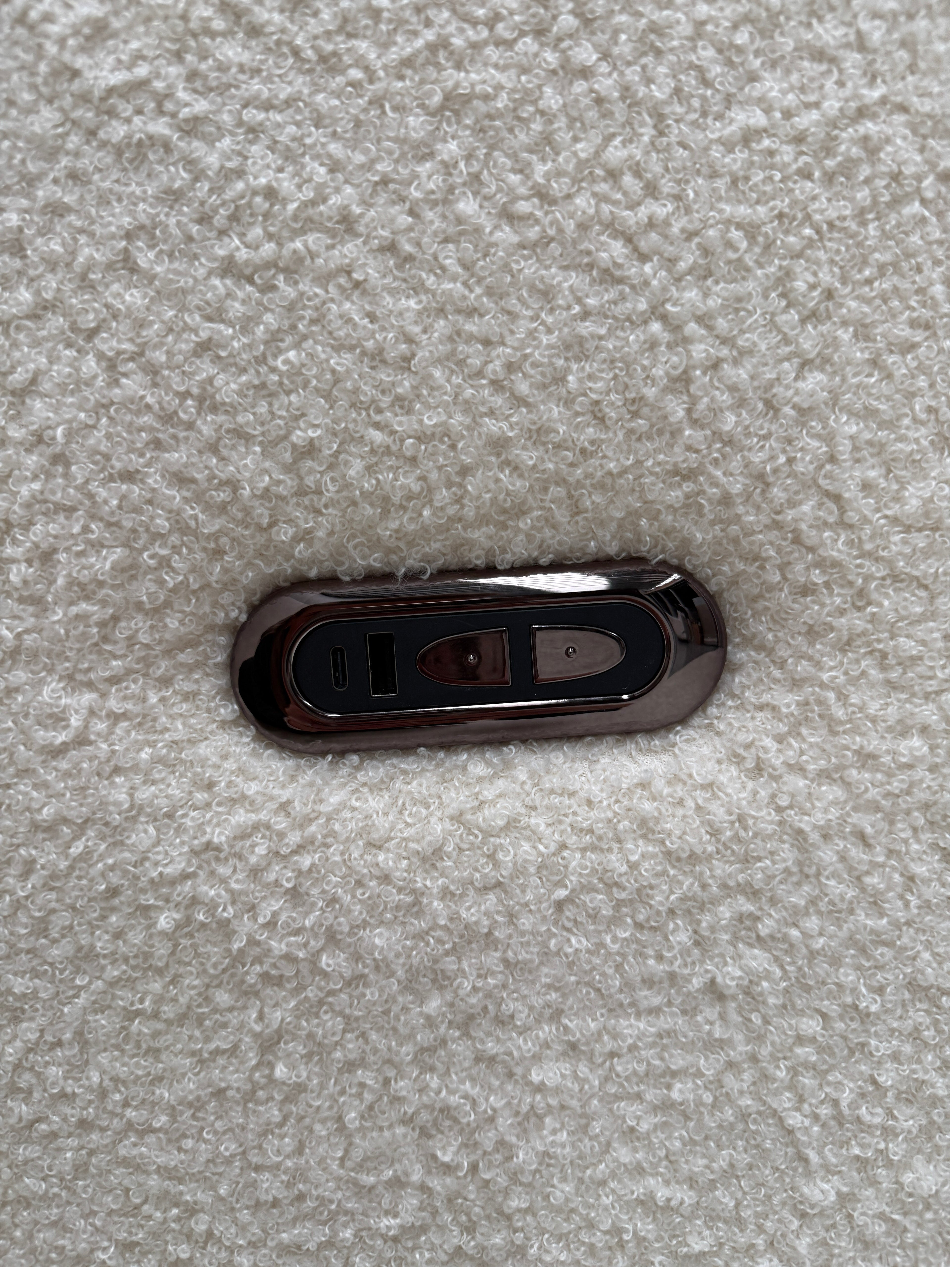 The Chloé Glider - Biscuit